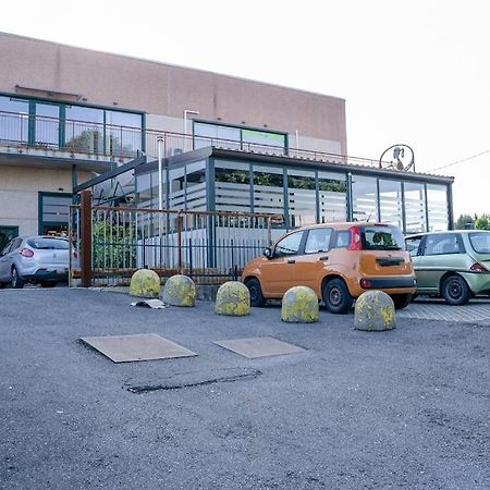 Appartamento Borgo Antico Paruzzaro Kültér fotó